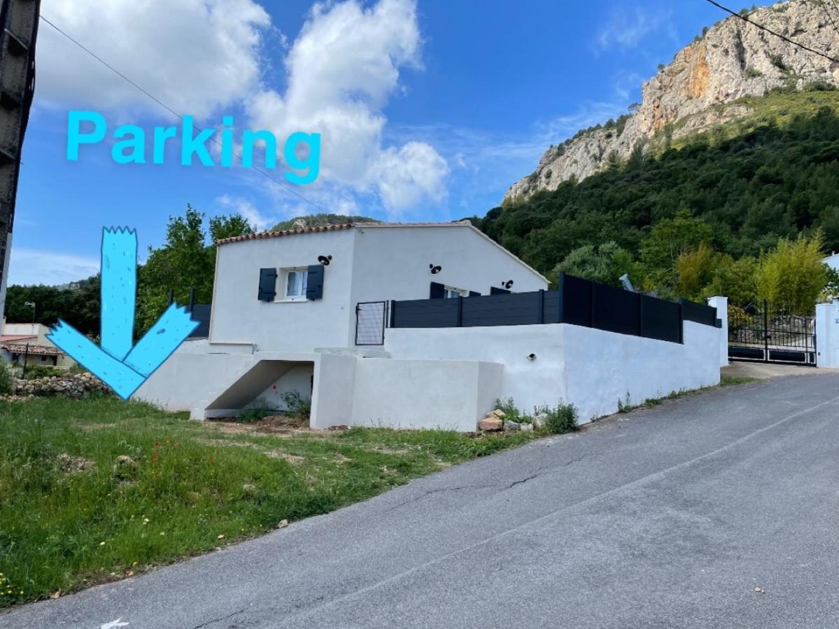 Maison Avec Jardin, Parking Entre Mer Et Montagne Le Revest-le-Eaux エクステリア 写真